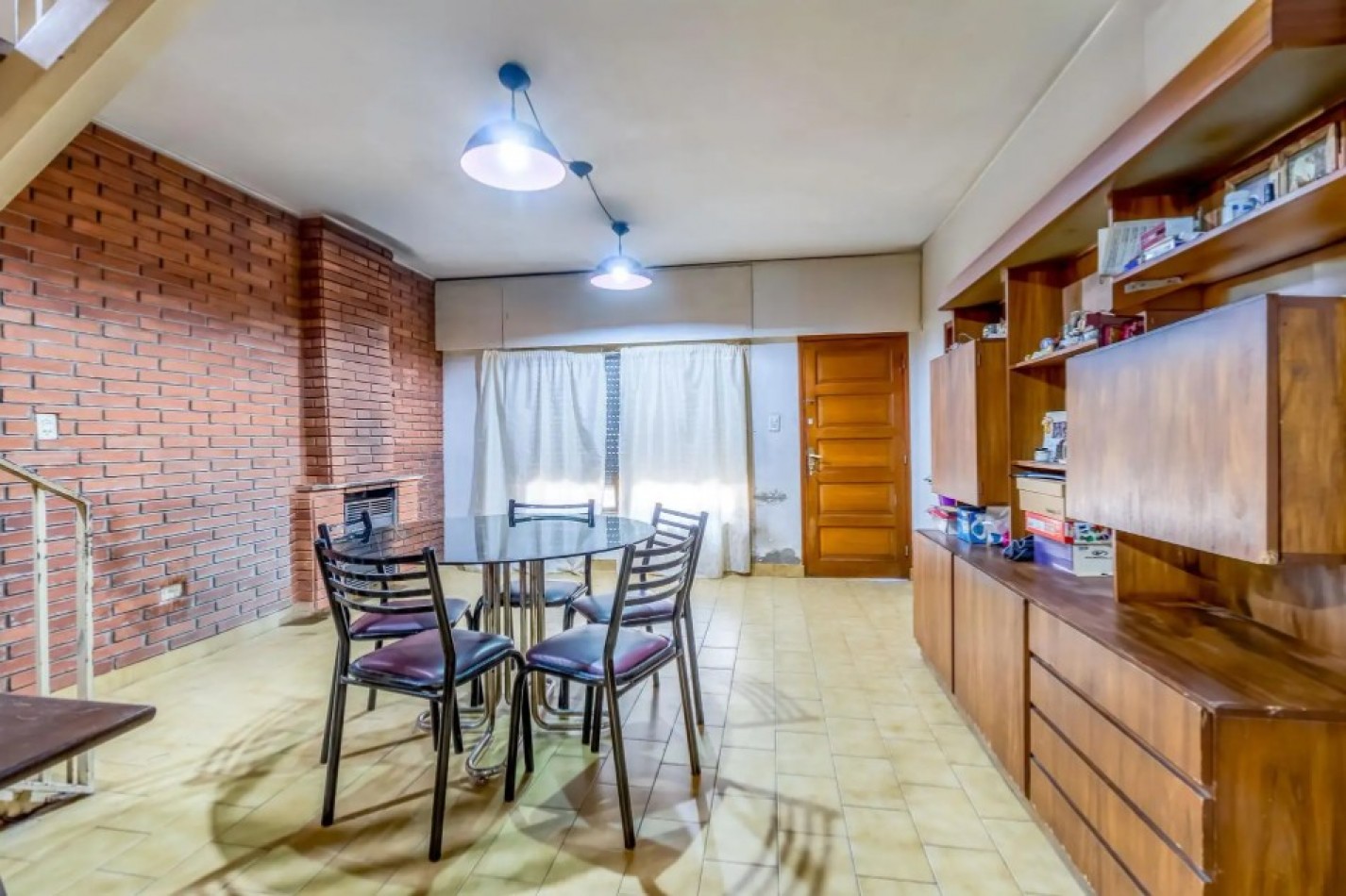 CASA 3 DORMITORIOS