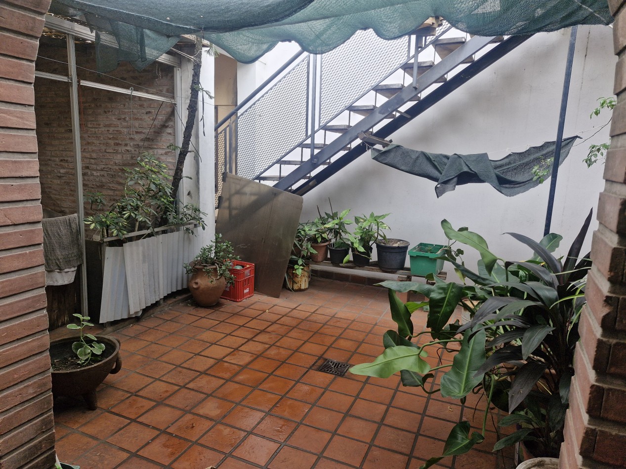 CASA 3 DORMITORIOS