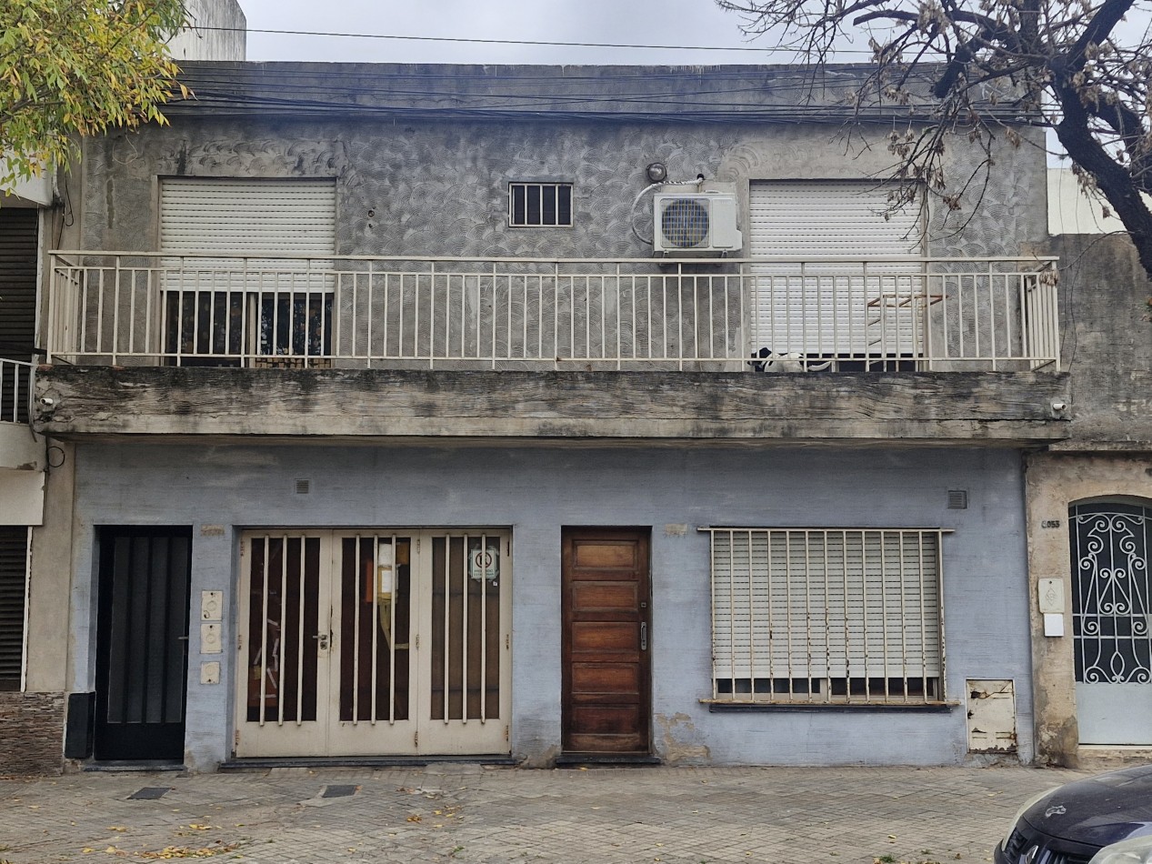 CASA 3 DORMITORIOS