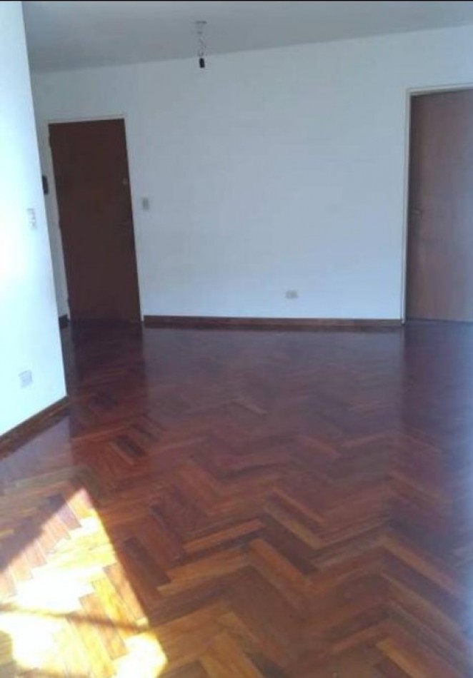 DEPARTAMENTO 2 DORMITORIOS - 1° ESCALERA