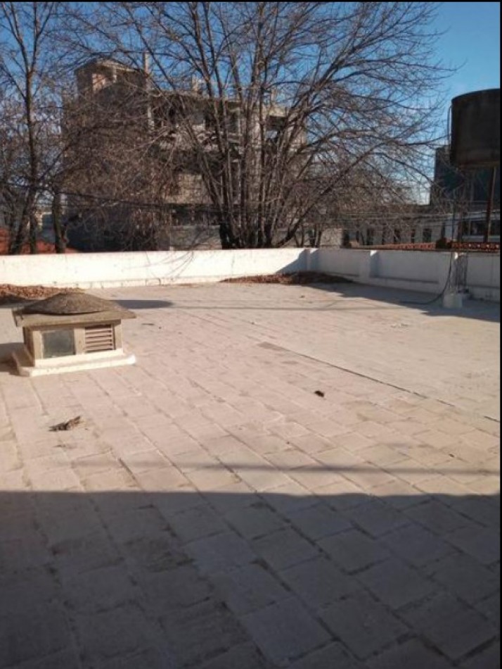 CASA AL FRENTE A RECICLAR